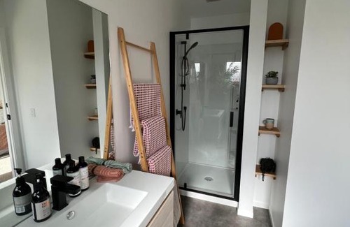 Wharekaho Casa | Paradise by Simpsons beach