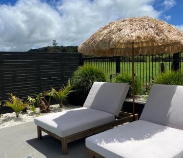 Wharekaho Casa | Paradise by Simpsons beach