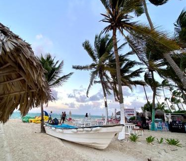 El Cortecito Apartamento | paradise close to the beach pool free parking,wifi- punta cana