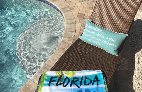 Bradenton Casa | Paradise Cove: una escapada perfecta a la playa con piscina privada climatizada.
