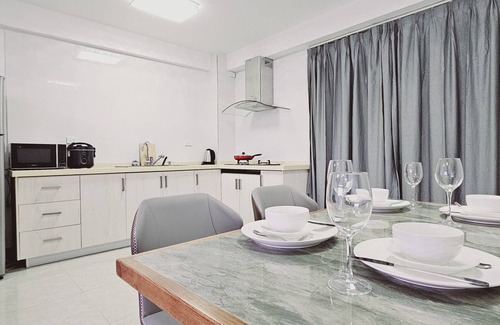 Martintar Condominio | Paradise Cove Condo