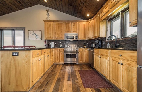 Paradise Point Casa | Paradise Cove Vista-Deck View-King Beds-Hot Tub, Paradise Cove Vista-Lake and Mountail View-Hot Tub-