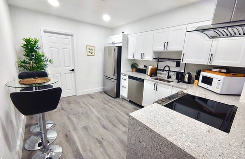 Miami Gardens Casa | Paradise Gardens 2BDR Unit Near Hardrock Stadium