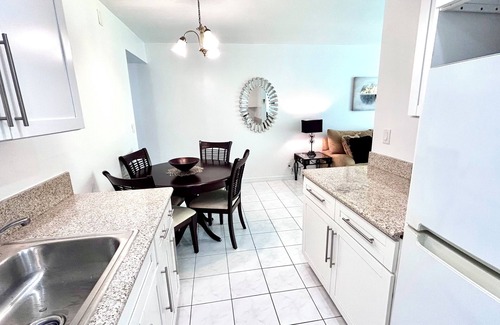 Freeport Apartamento | Paradise Garden Retreat. Million-Dollar View at Coral Beach Resort Bahamas