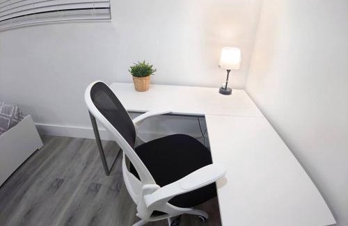 Miami Gardens Apartamento | Paradise Gardens 2BDR Unit Near Hardrock Stadium
