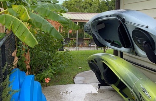 Hernando Beach Casa | Paradise - Golf Cart Rental, Kayaks, Paddle Boat, Fishing & Swimming