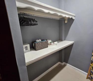 New Kingston Apartamento | Paradise Haven at Hamptons - -across from Ac Marriot Hotel