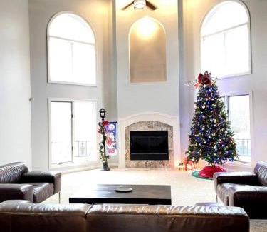 Sullivan Casa | Paradise Home l Retreat and Event