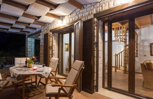 Lithakia Villa | Paradise Home - On the hill!!