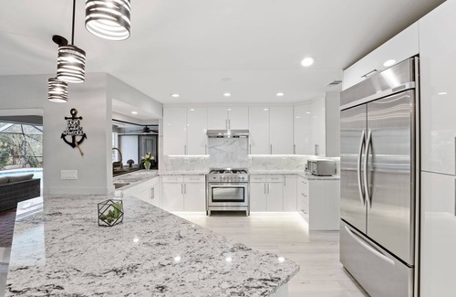 Palm River Estates Casa | Paradise house on channel 10 minutes to the beach