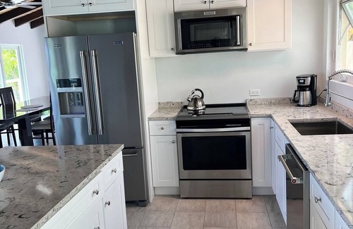 Estate Lerkenlund Casa | Enjoy summer in St. Thomas! Paradise, Privacy, Pool, Panoramic View, Sleeps 8