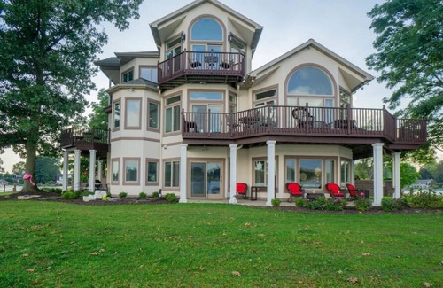 Battle Creek Casa | Paradise Island the real fantasy Nou'veau riche