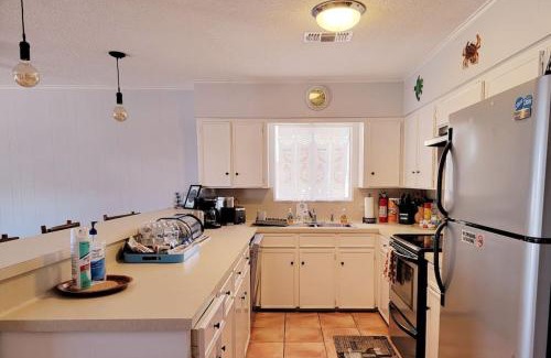 Galveston Villa | Paradise lagoon*bayhouse fishing*beach*Dogfriendly