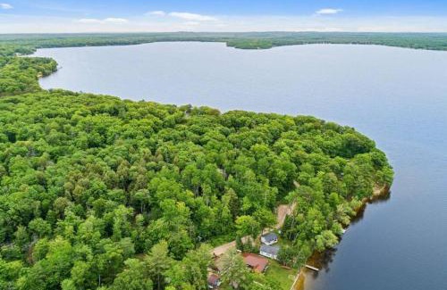 Carp Lake Casa | Paradise Lake Hidden Gem