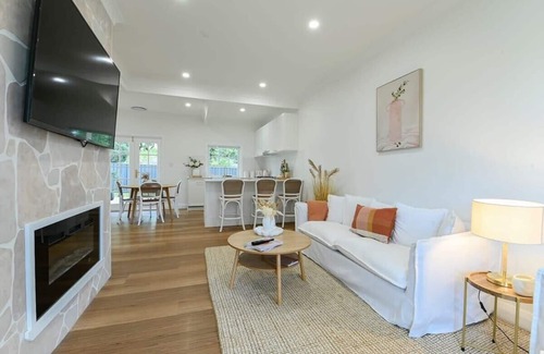 Dubbo Casa | Paradise on Palmer - Whimsical Abode, Firepit