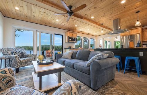 Conway Casa | Paradise on Pequawket | Lakefront | Hot Tub | New