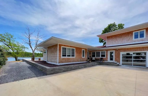 Athens Casa | Paradise On The River
