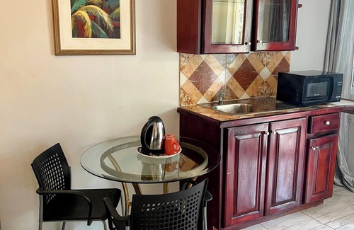 Negril Apartamento | Paradise on the Rocks - Suite w/Kitchenette #9