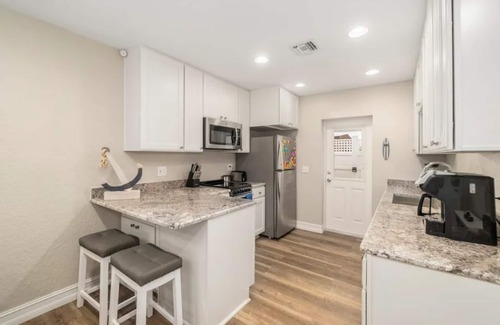Tropic Casa | Paradise Palms Eco-Friendly 101 w/Private Patio