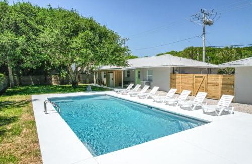 Coquina Gables Apartamento | Paradise Palms - Flamingo Suite - Steps to Ocean - 10 min to Downtown!