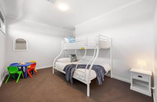 Aldinga Beach Casa | Paradise Point - 4BR Relaxing Coastal Retreat