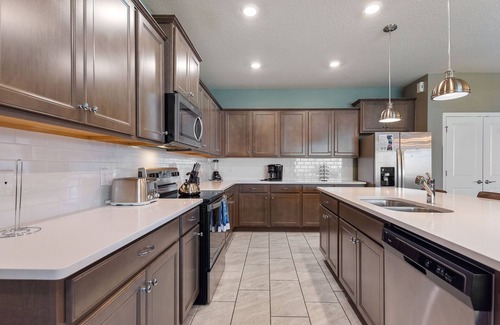Davenport Villa | Paradise Point At Windsor Island Resort Orlando By Shine Villas 10 Bedroom Villa