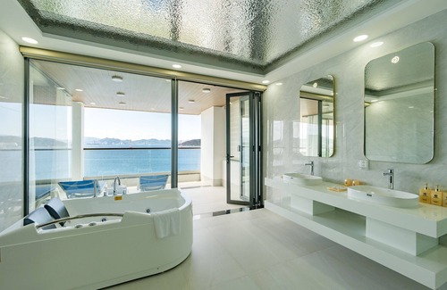 Nha Trang Hotel | Paradise Resort Nha Trang