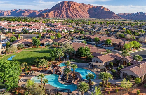 Santa Clara Casa | Paradise Retreat 94 & 96 | Neighboring Homes, Kid Friendly w/ Hot Tub's, Private Pool, Game Stations