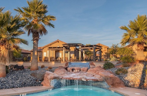 Santa Clara Casa | Paradise Retreat 94 & 96 | Neighboring Homes, Kid Friendly w/ Hot Tub's, Private Pool, Game Stations