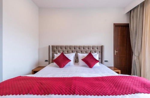 Shimla Apartamento | Paradise Retreat Mountain view 2bhk by Roamhome