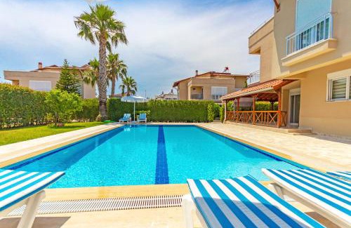 Kadriye Villa | Paradise Town Villa Alison