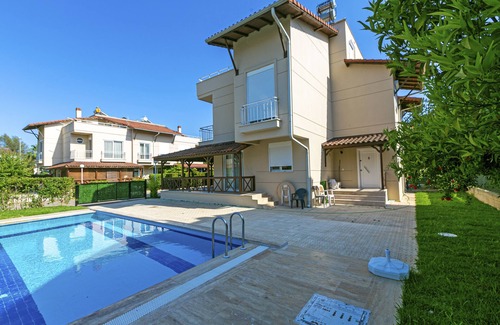 Kadriye Villa | Paradise Town Villa Legend