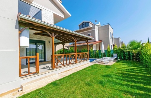 Kadriye Villa | Paradise Town Villa Lisa