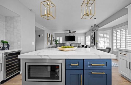 Arabian Views Casa | 5329 E. Grovers Avenue · Paradise Valley - 5 BR / 3 Bath / Hot Tub & Pool