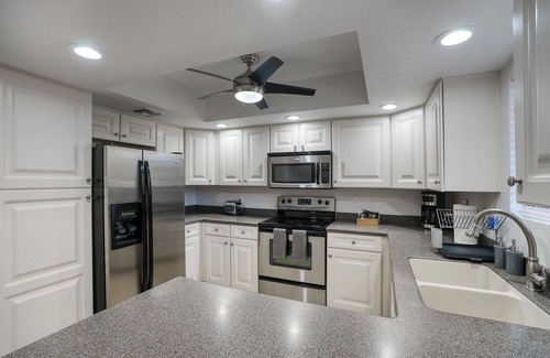 Paradise Valley Village Condominio | Paradise Valley Golf Views, King, Pool/Spa, 65" 4k w/ Streaming Services