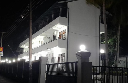 Kalagedihena Casa | Paradise Villa