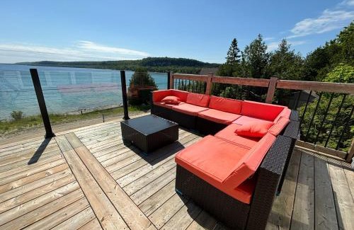Lion's Head Casa | Paradise Waterfront Gem With Georgian Bay Views