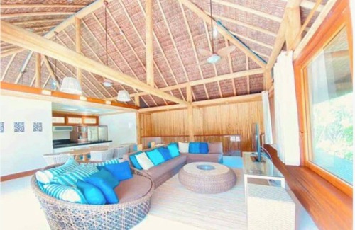 Castelo da Torre Casa | Casa paradisíaca de 320m2 en la reserva ambiental de fuerte Beach dividir 12x!