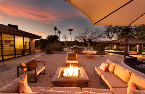 Palm Springs Casa | Paradiso by AvantStay Pool Lake Fire Pit Billiards Room Elegant Secluded Estate