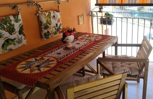 Capaci Apartamento | Paradiso del mare, Appartamento accogliente vicino a mare, metro, aeroporto e Palermo