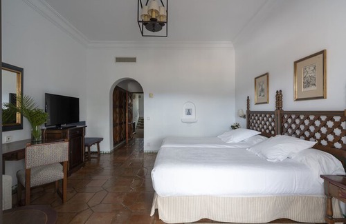 Guadalupe Hotel | Parador De Guadalupe