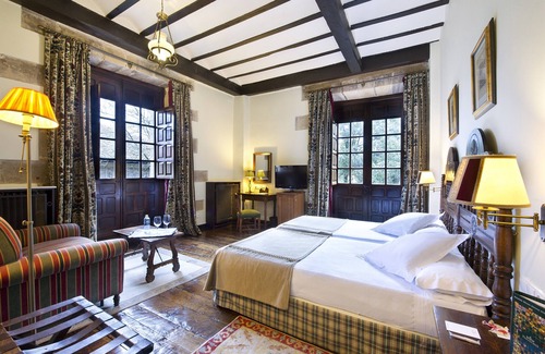 Santillana del Mar Hotel | Parador De Santillana De Gil Blas