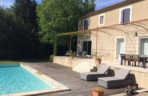 Paradou Casa | Paradou casa tranquila con piscina y jardín cerca de Baux de Provence