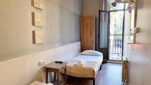 Sant Antoni Hostal | Paraiso Hostel
