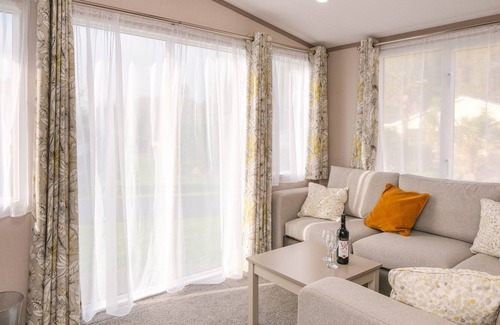 Hayle Casa | PARBOLA 23, family friendly, with pool in Gwinear