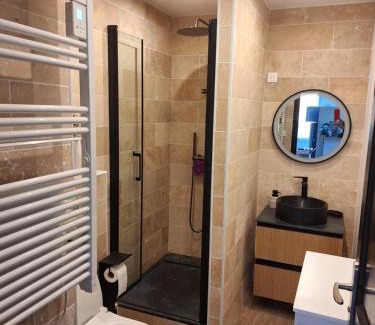 Larose Apartamento | Parc de la roseraie