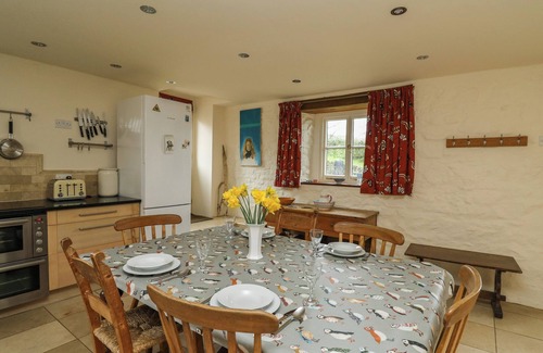 Newport Casa | PARC Y MARRIAGE, pet friendly in Newport, Pembrokeshire