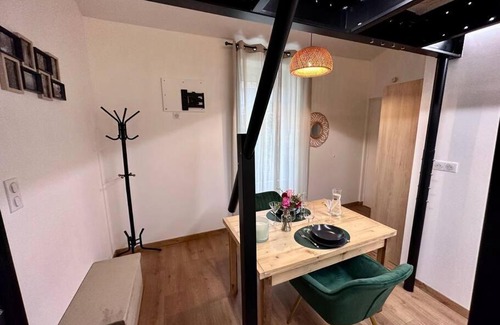 Roanne Apartamento | PARENTHESE Roanne Camille Desmoulins