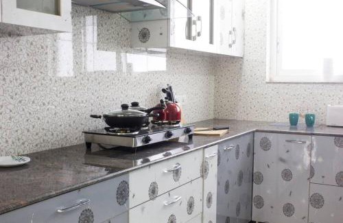 Sushant Lok Apartamento | Parfait Street 3Bhk Service Apartment Near Fortis