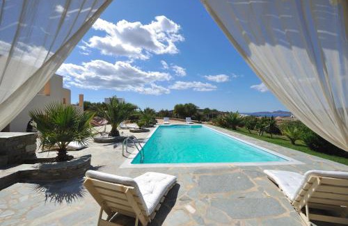 Paros Villa | Parian Holiday Villas